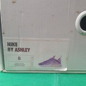 Nike Purple Athletic Shoes